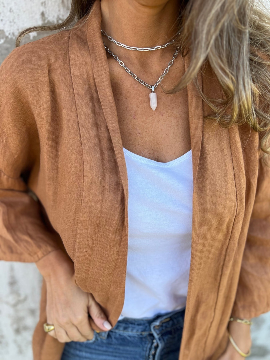 Leinen Strickjacke mat Rüschen