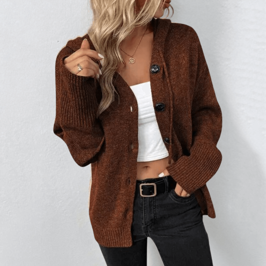Brittan | Strickcardigan mat Knäppe