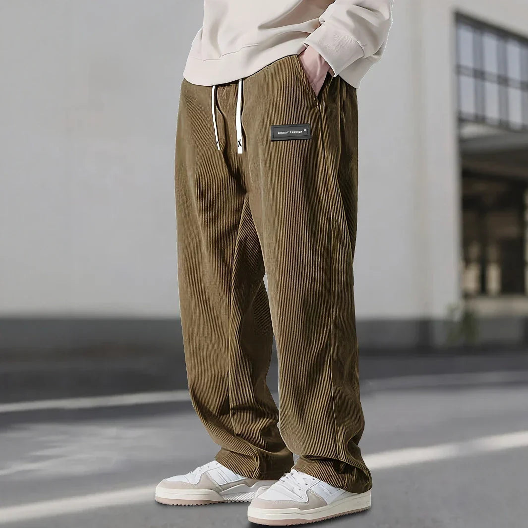 DUMONT LYON | Gniewels am Corduroy