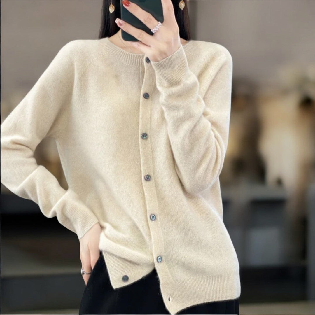 VIVIENNE I WAARM GEMÜTLECH STRICKJACKE
