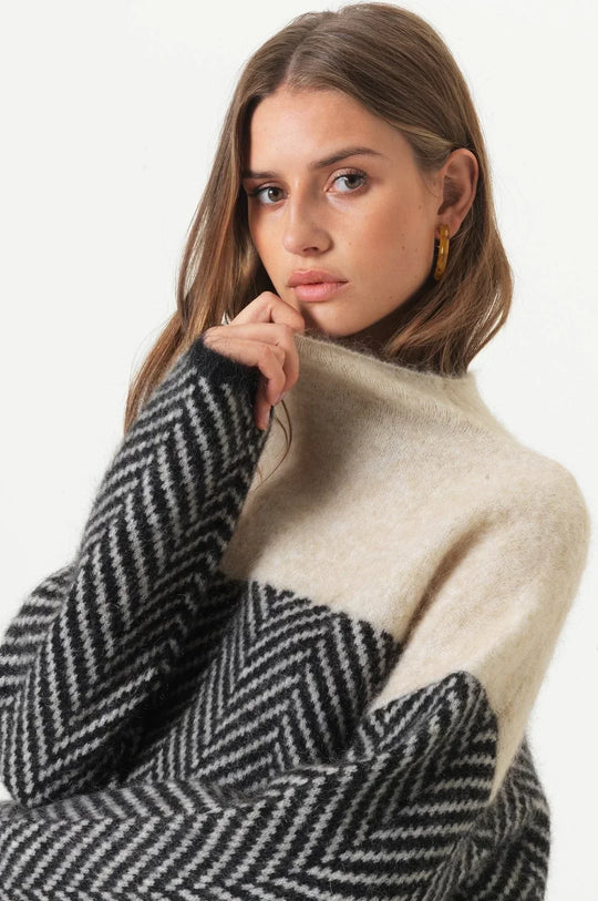 ADELIE | Premium Rollkragenpullover aus edle Stréck