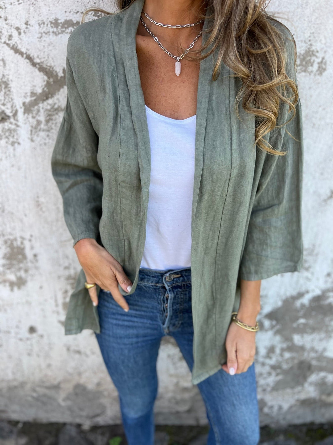Leinen Strickjacke mat Rüschen
