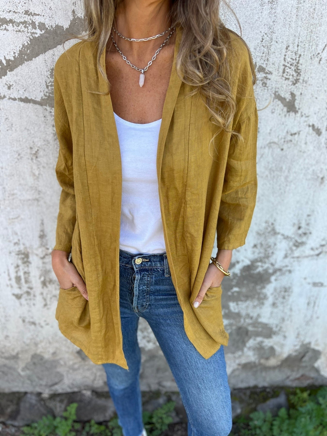 Leinen Strickjacke mat Rüschen